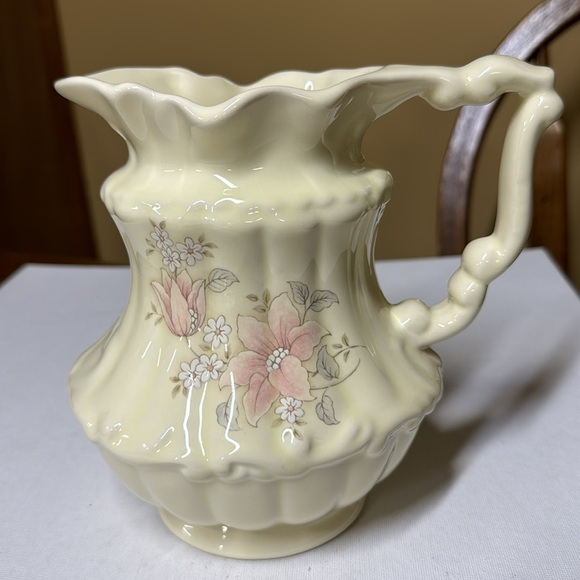 ATHENA BASIN WITH WATER PITCHER Pink Flowers - Picture 5 of 8